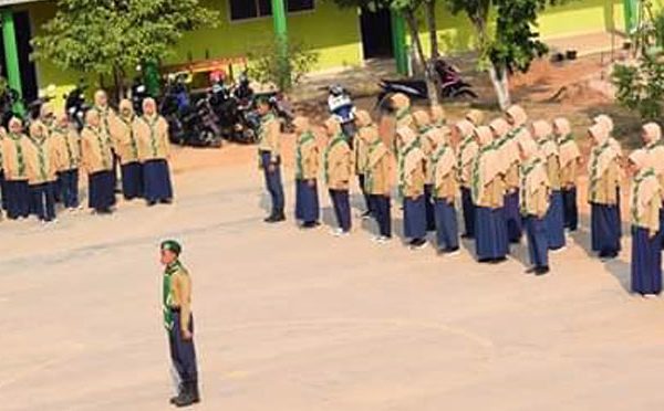 Teknologi Tak Bisa Gantikan Peran Guru